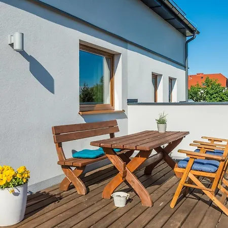 住宿加早餐酒店 Lawendowy Zakatek 斯蒂格纳