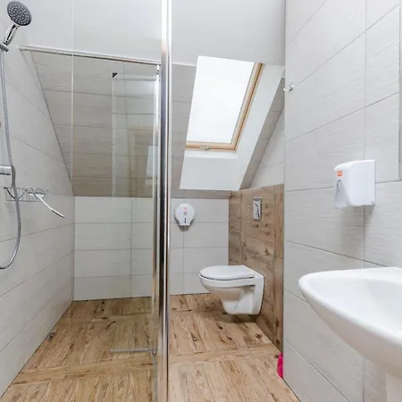 Lawendowy Zakatek Bed & Breakfast 3*